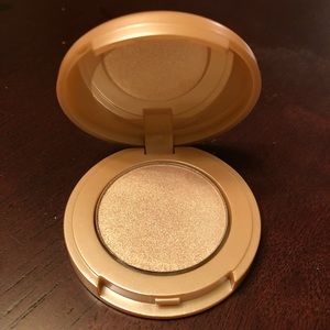 Tarte Amazonian Clay Highlighter